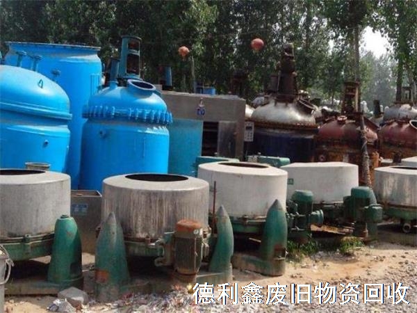 化工廠設(shè)備整體回收，專業(yè)拆除回收公司